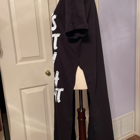 Rock ‘N Karma black tunic top with white sequins - Picture 5 of 9